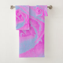 Detalle de rosa perfecto rosa caliente y azul clar