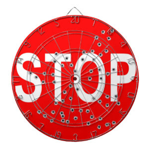 Detener el signo con el tablero de anuncios de agu