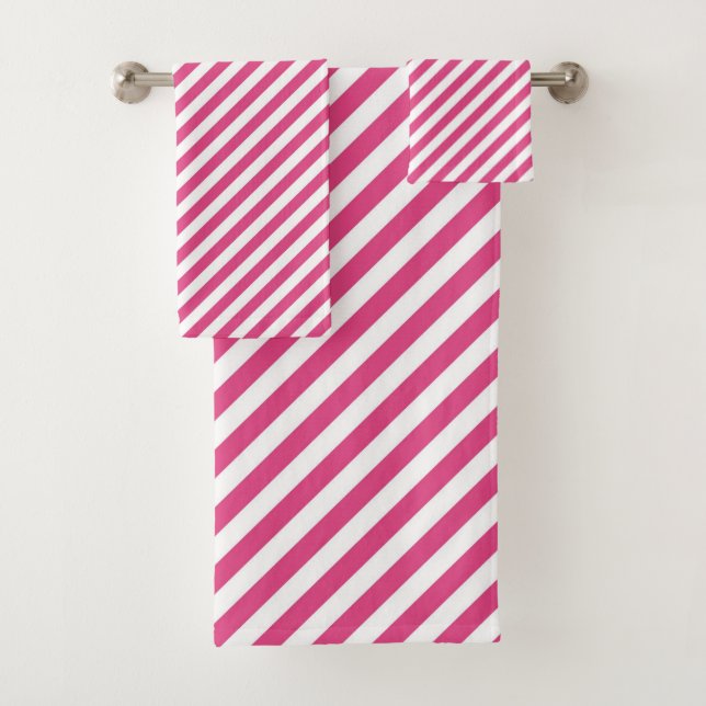 Diagonal pink and white stripes pattern (In situ)