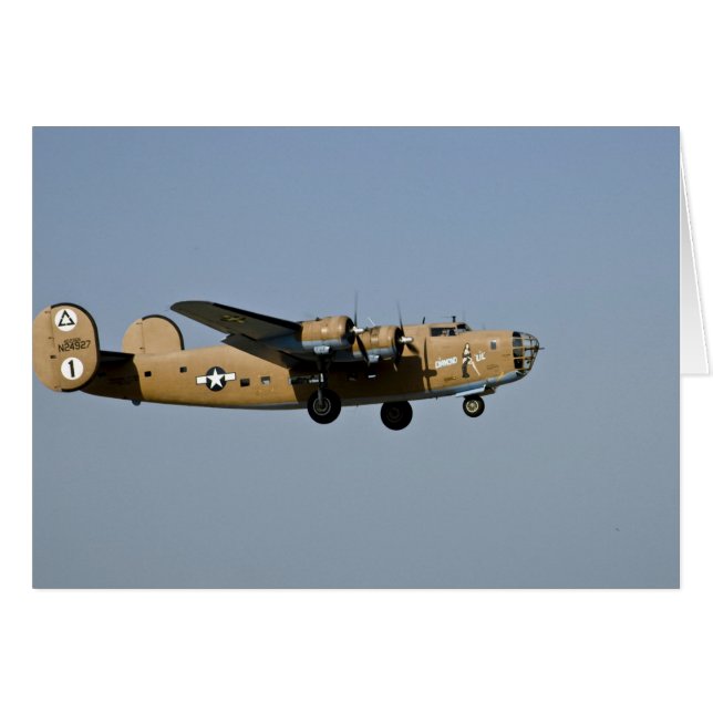 Diamond Lil B-24 Bomber, aterrizando en Oshkosh, (Anverso (Horizontal))