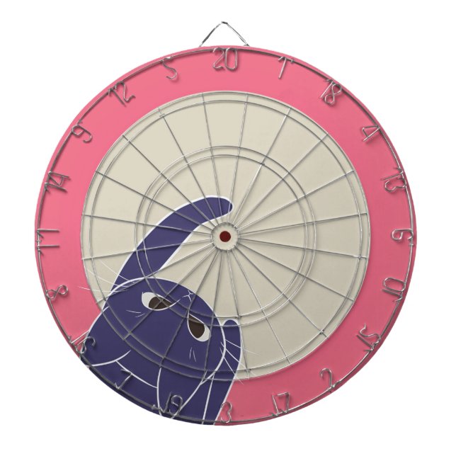 DIANA 猫とダーツ 下から (Frente)