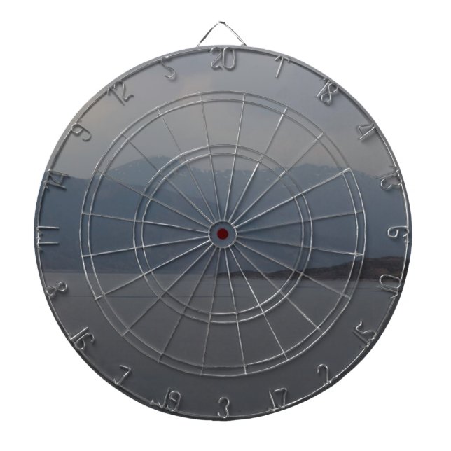 Diana Aire libre rugoso y aguas de un lago (Frente)