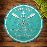 Diana Apellido | Oars and Anchor Personalizado Aqua Blue<br><div class="desc">Divertido "bienvenido a la casa del lago" tablero de dardos personalizado. Cambie el nombre,  el año y el nombre de su escapada de vacaciones (casa de playa,  cabaña,  casa de verano,  etc.) para hacer de este un regalo maravilloso y único.</div>