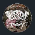 Diana Boda de nombres personalizados de familia moderna<br><div class="desc">La moderna tarjeta de Boda de nombres personalizados Photo Dart combina el entretenimiento con el estilo personal, con un diseño contemporáneo que destaca una foto de su elección junto con el nombre de la pareja y la fecha boda. Esta pizarra personalizada hace una fantástica pieza central para festividades bodas o...</div>