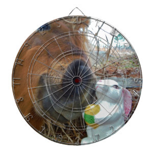 Diana Bunny de Pascua y caballo marrón