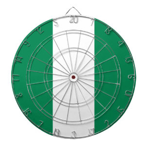 Diana Cartel con bandera de Nigeria