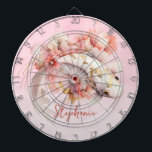 Diana Color de agua rosada Gold Koi Floral de pescado pe<br><div class="desc">Este bonito dardo tiene una acuarela de color koi en un fondo rosado oscuro y se personaliza con tu nombre.</div>
