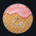 Diana Dulce y divertida victoria helado helado de cono s<br><div class="desc">Esta Junta de arte rosado con crema de helado de dulce dulce victoria es perfecta para una cueva femenina y para los que también aman los dulces y son victoriosos. Declare una victoria dulce con este cono de helado de crema de adormidera, adorable y goteante añade un toque alegre y...</div>