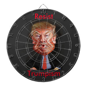 Diana el funcionario se opone al dartboard del trumpism