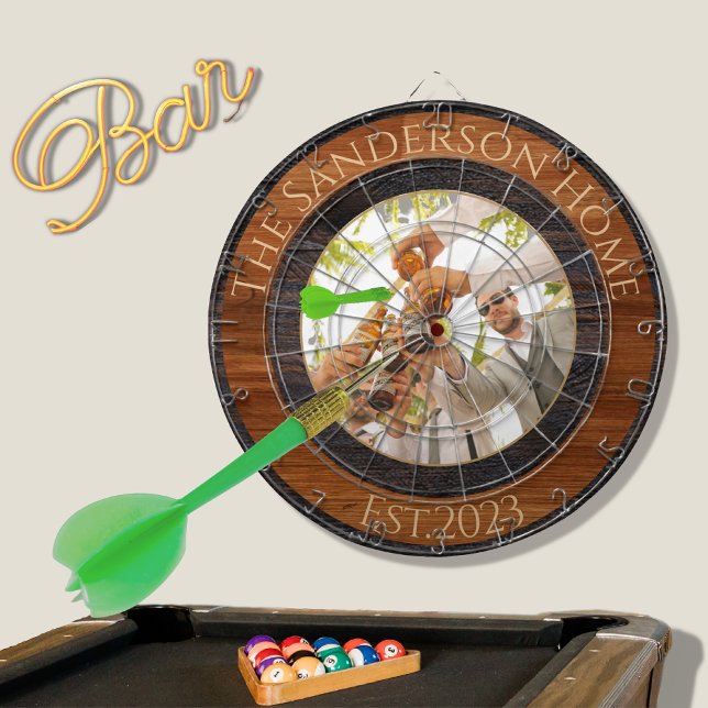 Diana Familia Rustic Wood Tone Nombre Foto Junta Dart (Subido por el creador)