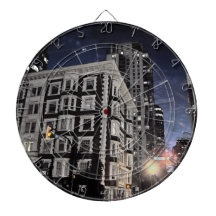 Juego de flechitas foto de ciudad la noche