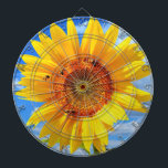 Diana Junta de arte de girasol amarillo y abejas<br><div class="desc">Placas Dart con girasol amarillo y abejas sobre el cielo azul - Día de verano - naturaleza de las flores fotográficas - También puede personalizar - Elegir / Añadir su foto única - Imagen / Texto - Nombre / Color / Fuente / Tamaño / más - Hacer su regalo especial...</div>