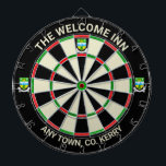 Diana Kerry Ireland Dartboard<br><div class="desc">Idea para cualquier bar, pub, hotel o incluso su propia casa en County Kerry, Irlanda. Se vería genial en cualquier parte del mundo como un recordatorio de este hermoso condado irlandés también. Este tablero lleva al escudo oficial del condado sobre los veinte y por cada lado. Cambia el texto de...</div>