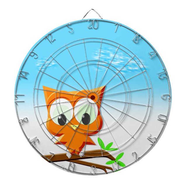 Diana Lechuza pequeña en una rama (Frente)