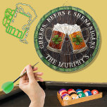 Diana Madera Rustica Verde Alegra Cervezas y Shenanigans<br><div class="desc">Cervezas y panecillos de Shenanigans Beer stein con el trébol de trébol de 4 hojas. Esta pizarra con temática de Beer Drinking Irlandés es justo para tu ocasión y hace el regalo personalizado perfecto, es genial para bodas de graduación, fiestas, reuniones familiares y simplemente diversión diaria. Nuestra plantilla fácil de...</div>