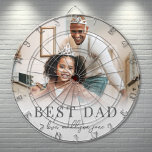 Diana Mejor Padre Foto<br><div class="desc">Este dart-board personalizado es un regalo divertido y significativo, con el diseño que aparece en el frente. "Mejor papá" se imprime en el centro en una fuente serif gris clásica, con espacio debajo para un mensaje personalizado corto o nombres en una letra manuscrita. Un fondo suave de gradiente blanco mantiene...</div>