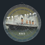 Diana Monograma del Personalizado titanio<br><div class="desc">Junta de Monograma Dart del Personalizado Titánico.  
Personalizar es estilo steampunk Titanic Dartboard con tu Monograma o Nombre.  Excelente regalo de cumpleaños y adición a tu gameroom.
 
Este diseño gráfico muestra mi pintura al óleo original,  Oceans_For_You copyright 2/1995.</div>