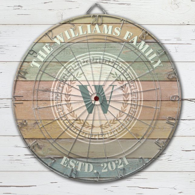 Diana Monograma Nombre de familia Escudo de cosecha (Monogram Family name and monogram dartboard with w rustic colored word background for a beachy style)