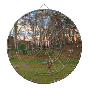 Diana Pequeño ciervo y un atardecer rosado