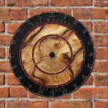 Diana Rústico nudo Personalizado de madera maciza Nombre<br><div class="desc">Rústico aunque elegante,  este elegante diseño de madera de tonos medios con acentos negros y burdeos hace un regalo elegante para cualquiera que disfrute jugando dardos. Agregue su propio nombre de familia personalizado,  fecha establecida u otro texto a este tablero elegante y atemporal.</div>