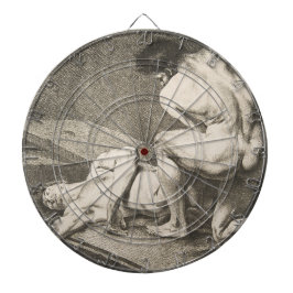 Diana Un hombre levanta las piernas de otro hombre