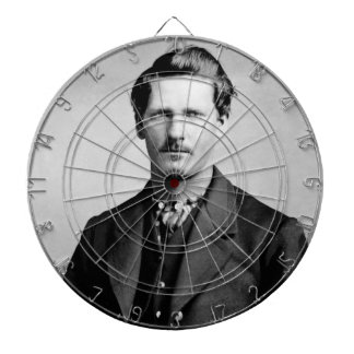 Diana Wyatt Earp: Lawman, Gunfighter, guardián de Saloon