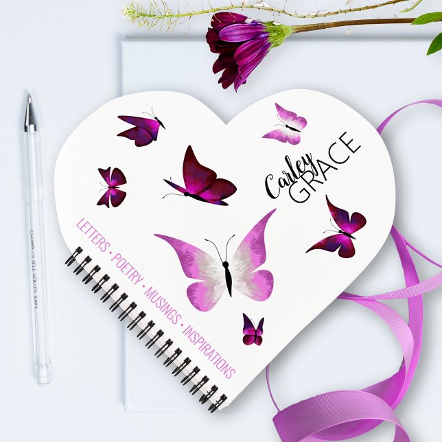 Diario del corazón personalizado de mariposas rosa (cute, personalized pink violet butterfly journal, Valentine's day heart-shaped note book for girl)