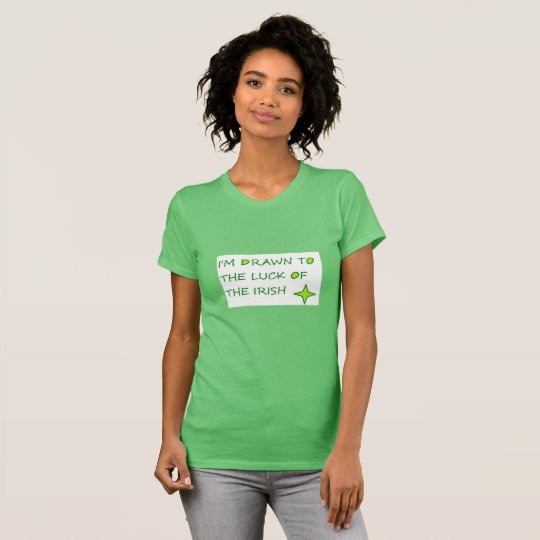 Dibujado a la suerte de la camiseta verde