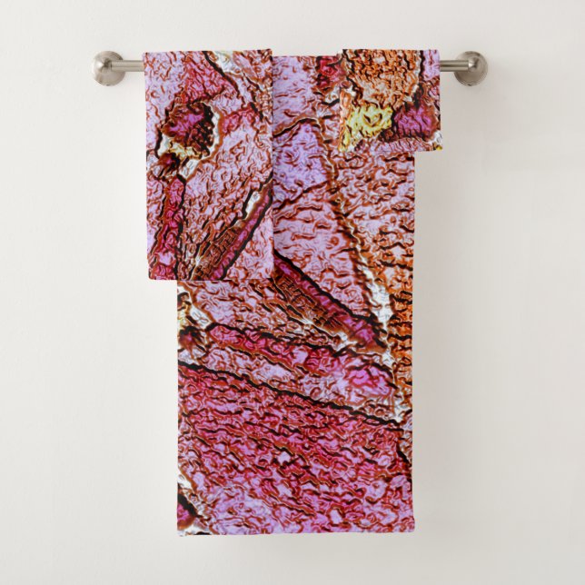 Dibujo de roca volcánica pintado de lila rosa (In situ)