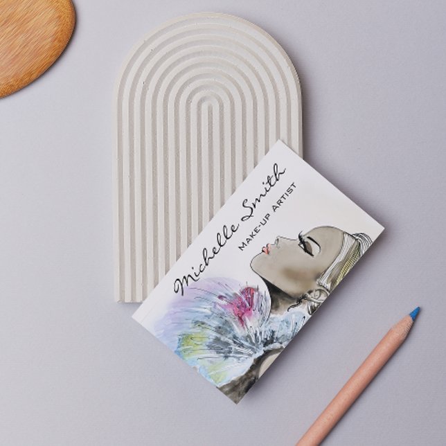 Dibujo de una mujer Diseño de tarjetas de visita d (Subido por el creador)