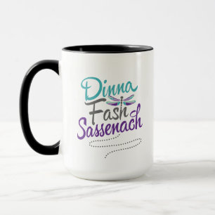 Dinna Fash Sassenach con jarra de libélula