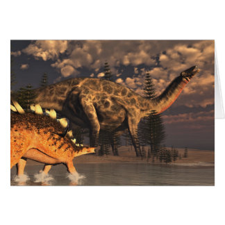 Dinosaurios del Dicraeosaurus y del kentrosaurus -