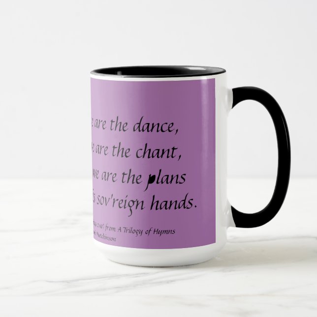 DIOS ES la taza Stephanie Hutchinson del verso 3 (Derecha)