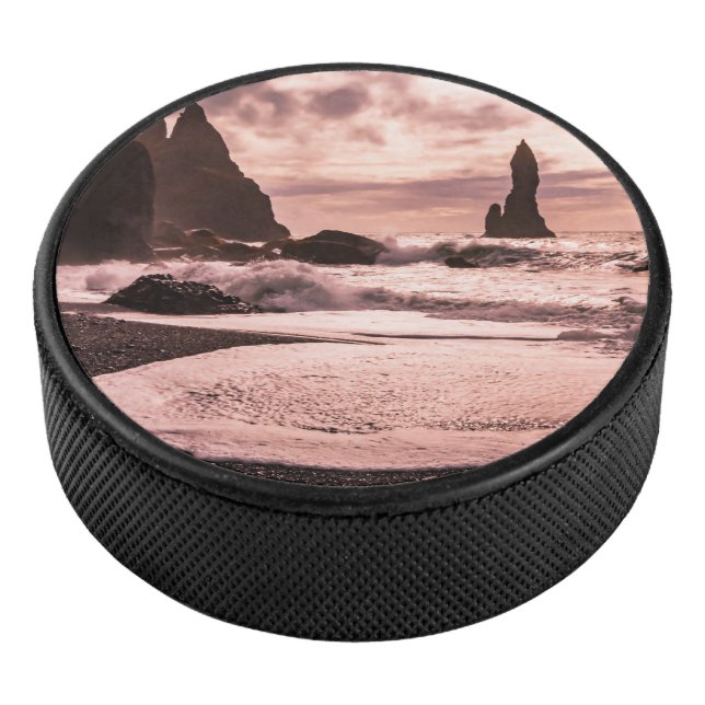 Disco De Hockey Atardecer en la playa de arena negra de Reynisfjar (3/4)