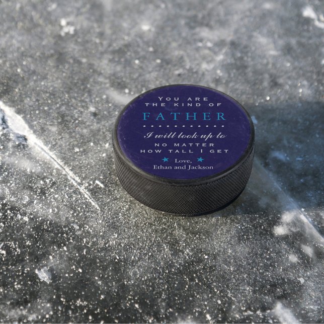 Disco De Hockey Día del padre sentimental o cumpleaños (Hockey Puck for Father's Day or Dad's birthday with sentimental quote.)