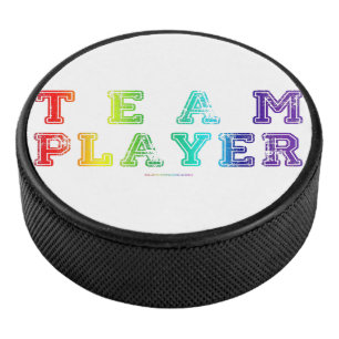 Disco De Hockey El jugador del equipo de SlipperyJoe lleno de lluv