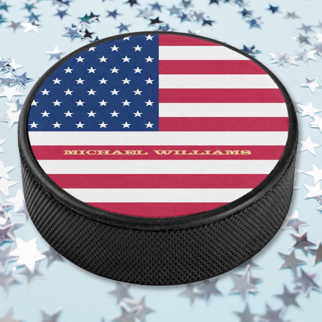 Disco De Hockey Equipo Patriótico Bandera Estadounidense Monogramo (USA American Flag Monogrammed Name Patriotic Team Hockey Puck)