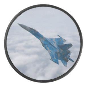 Disco De Hockey Flanker SU-27 Sobre Las Nubes