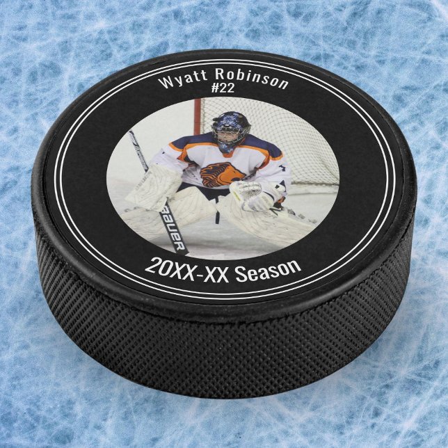 Disco De Hockey Hockey sobre hielo del jugador personalizado fotog (Commemorate a stellar season with a personalized photo hockey puck.)