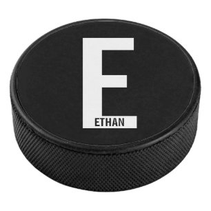 Disco De Hockey Monograma y nombre negrita personalizado moderno