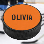 Disco De Hockey Nombre moderno del Naranja del atardecer | Minimal<br><div class="desc">Naranja Neon Sunset | Nombre personalizado,  apellido | Moderna y elegante | Diseño clásico | Color de moda | Elegancia y moda | MINIMALISTA | NOVEDAD</div>