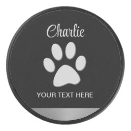 Disco De Hockey Paw de perro plateado sobre fondo negro