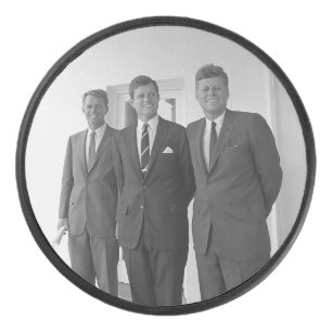 Disco De Hockey Presidente de América John Kennedy y hermanos, Cam