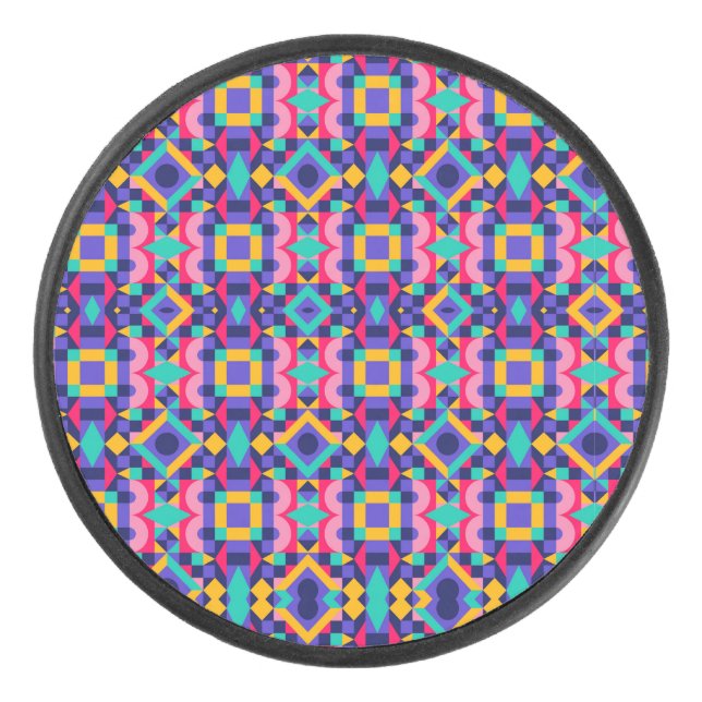 Disco De Hockey Round object with a vibrant geometric pattern (Anverso)