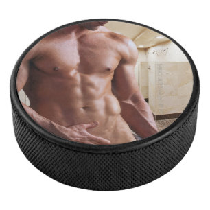 Disco De Hockey Torso de hombre musculoso sin camiseta de Slippery