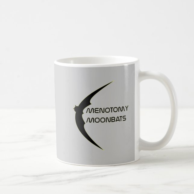 Diseño 3 de la taza de Menotomy Moonbat (Derecha)