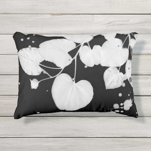 diseño audaz de hojas en blanco y negro almohada e (Anverso)