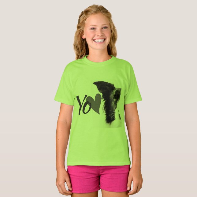 Diseño de camiseta de perro lindo (Anverso completo)