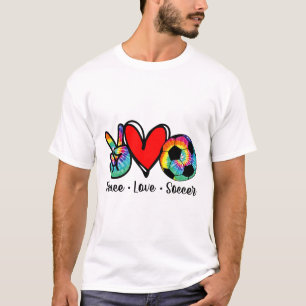 Diseño de camiseta tie dye de fútbol de amor por l