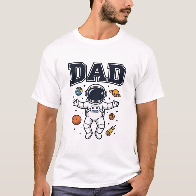 Diseño de camiseta vectorial de astronauta padre_1 (Anverso)